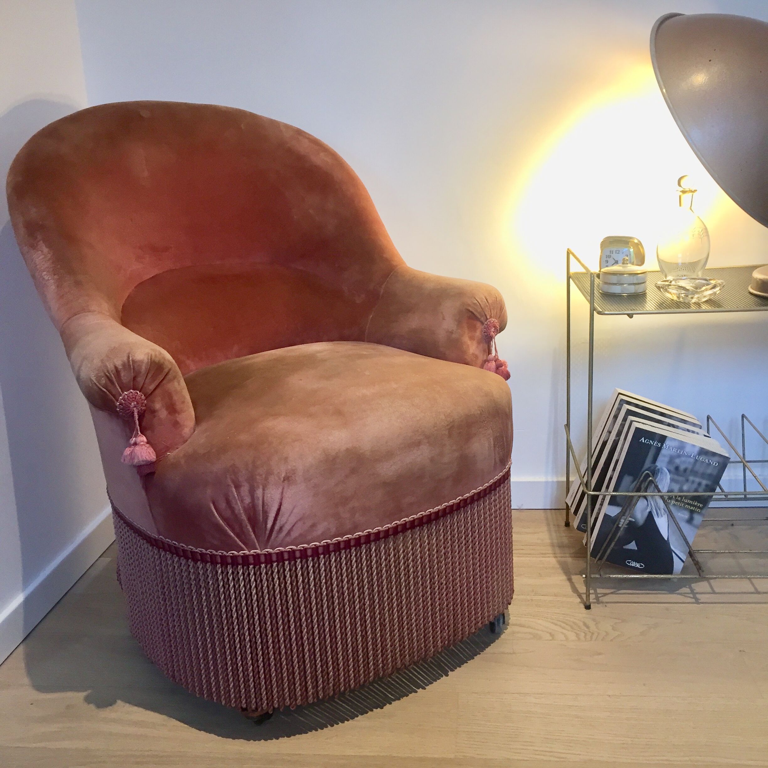 Vintage toad armchair