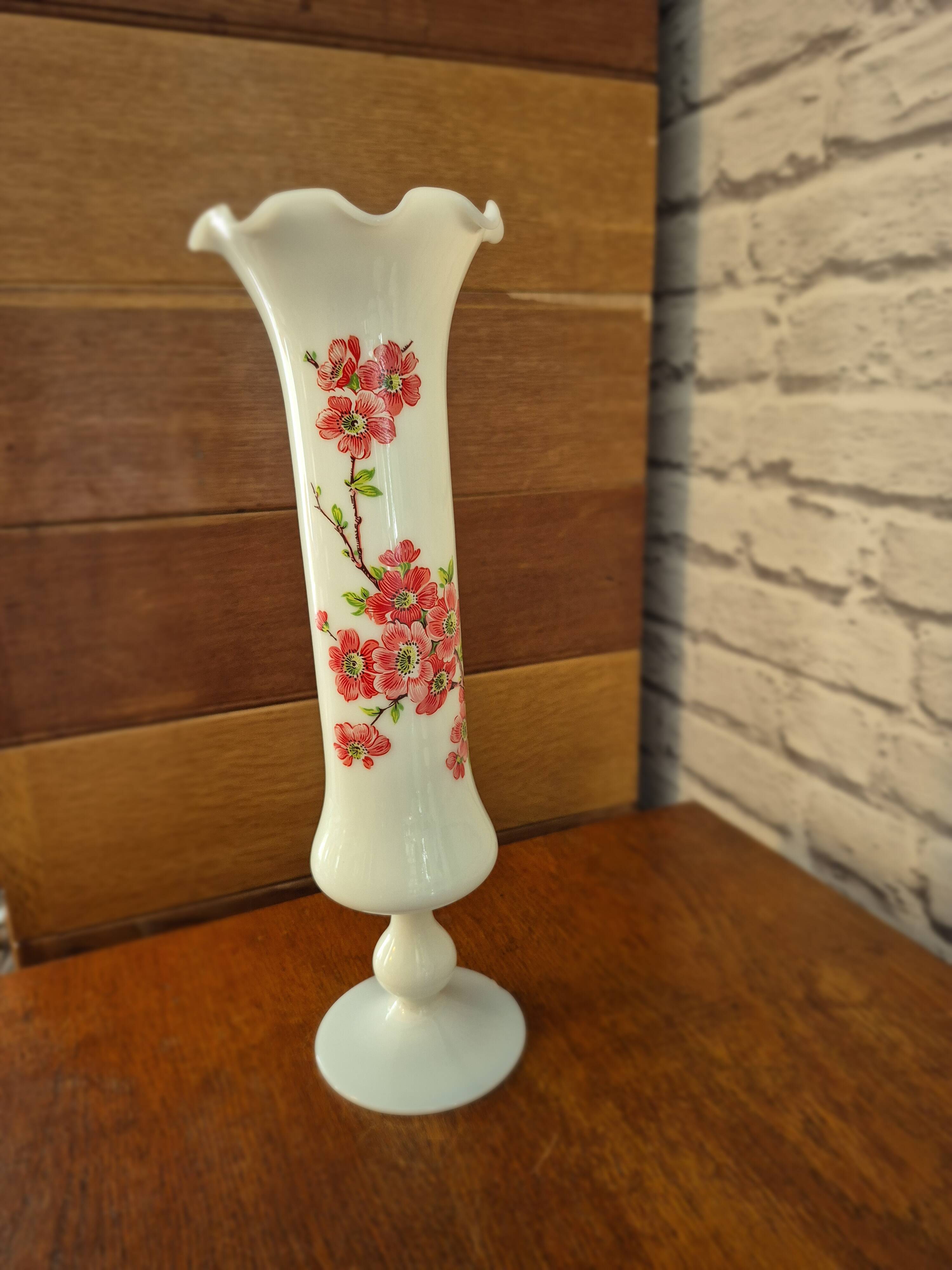 Grand vase opaline fleuri vintage