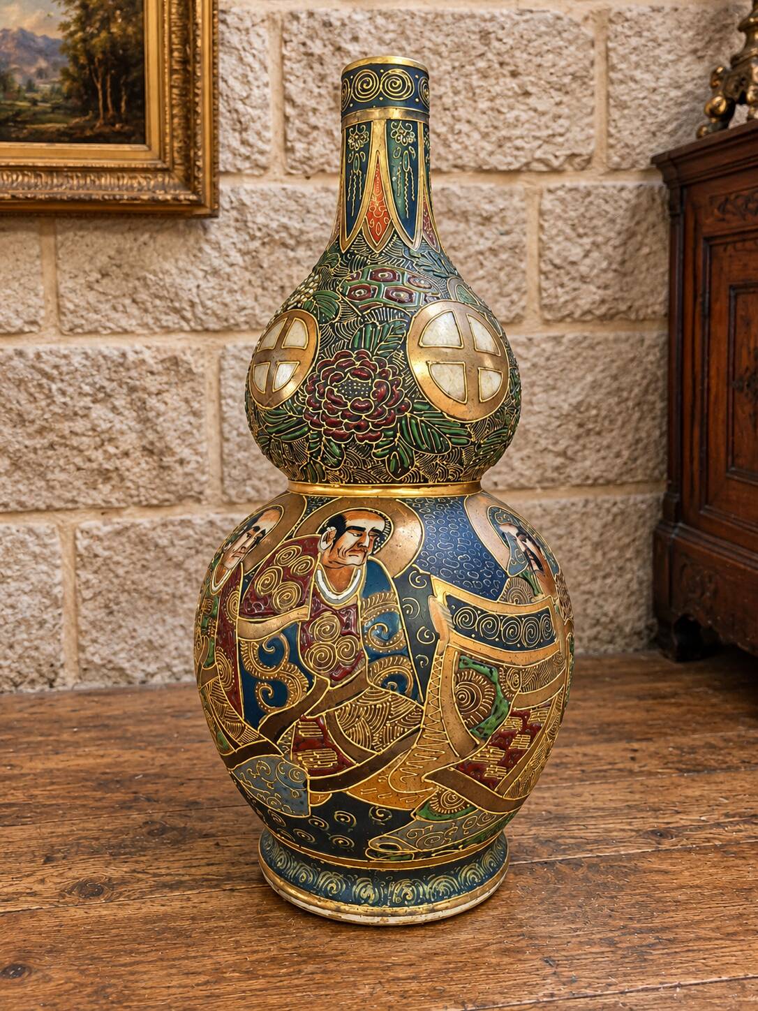Satsuma Meiji period: Polychrome and gilded ceramic gourd vase