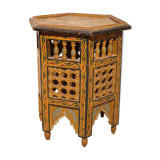 Side table in Moucharabia