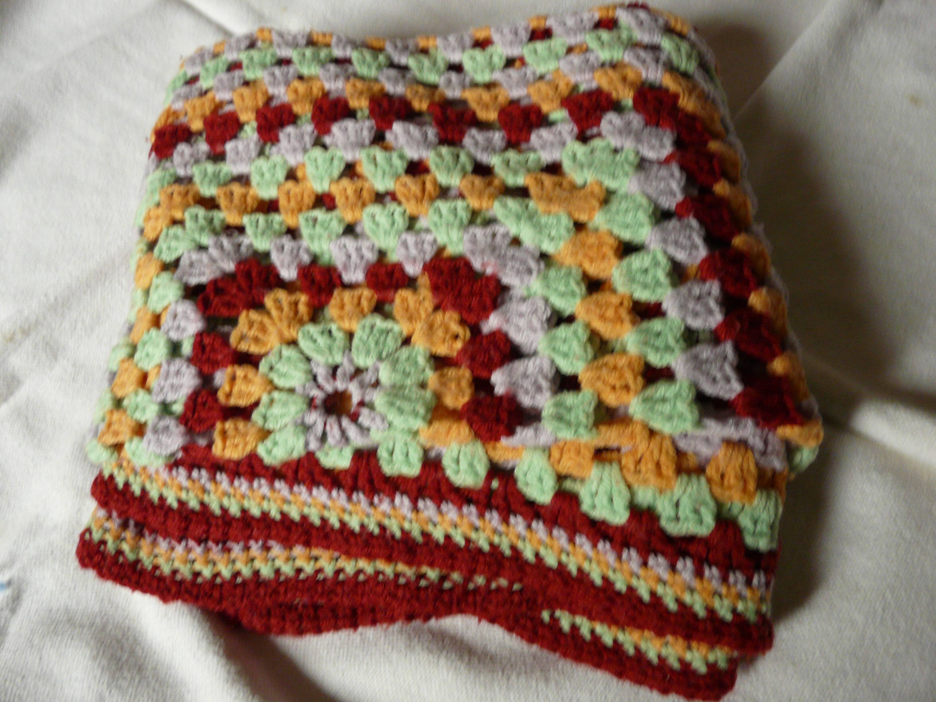 plaid - granny crochet blanket vintage colors 138 x 110 cm