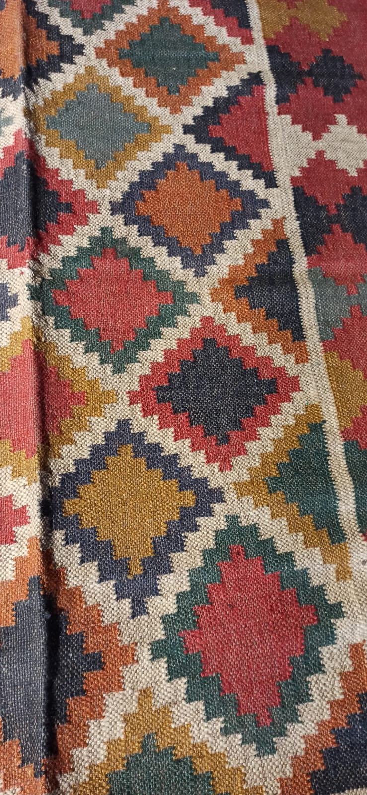 Tapis kilim en toile de jute et coton - 120cm x 180cm