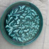 Centerpiece in slip patterns with old cherries