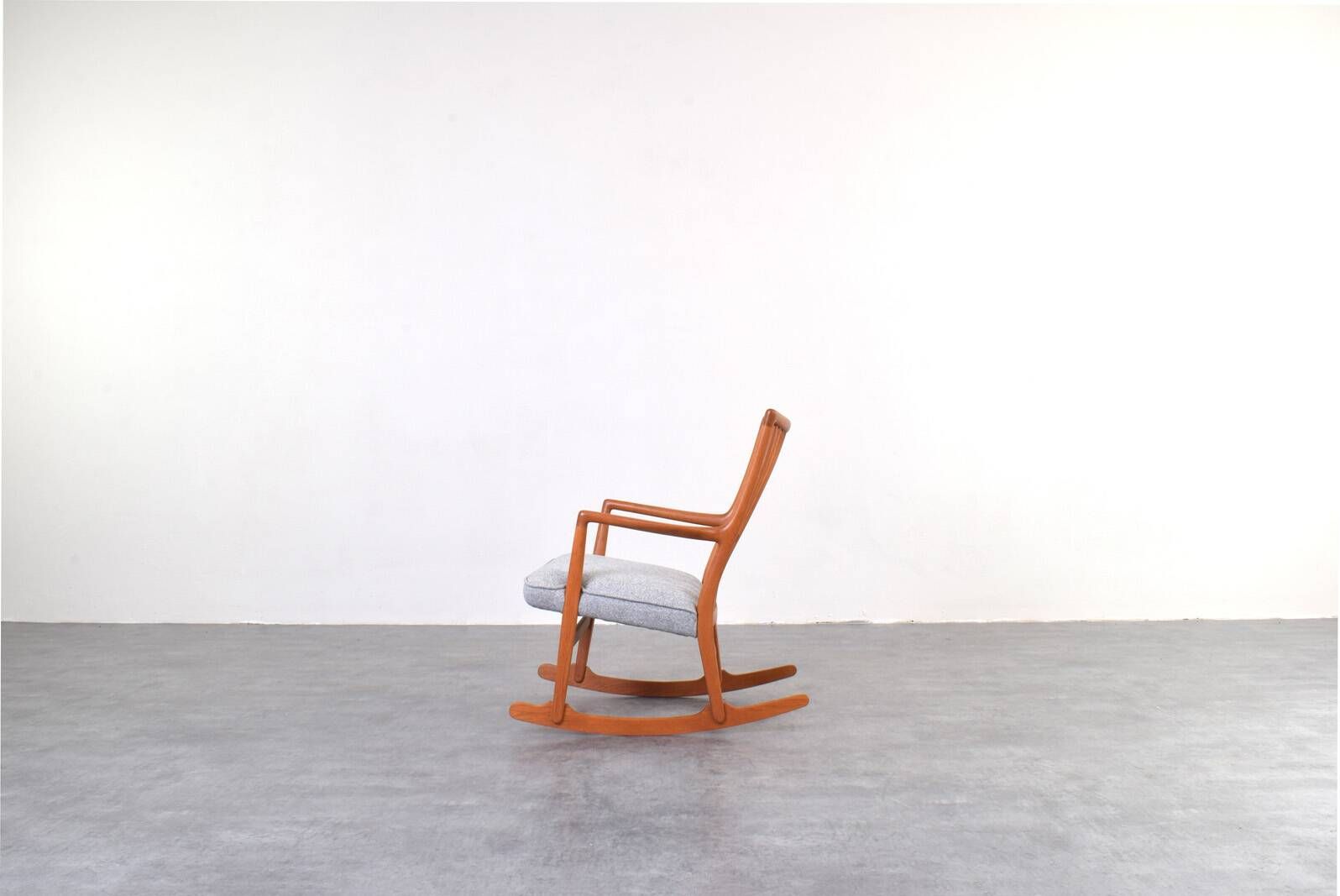 Oak ML33 Rocking Chair by Hans J. Wegner for A/S Mikael Laursen, 1950s