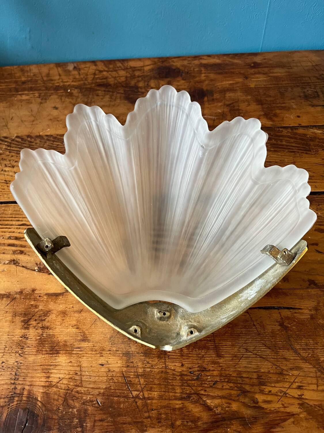 2 brass shell wall lamp covers in art deco molded glass