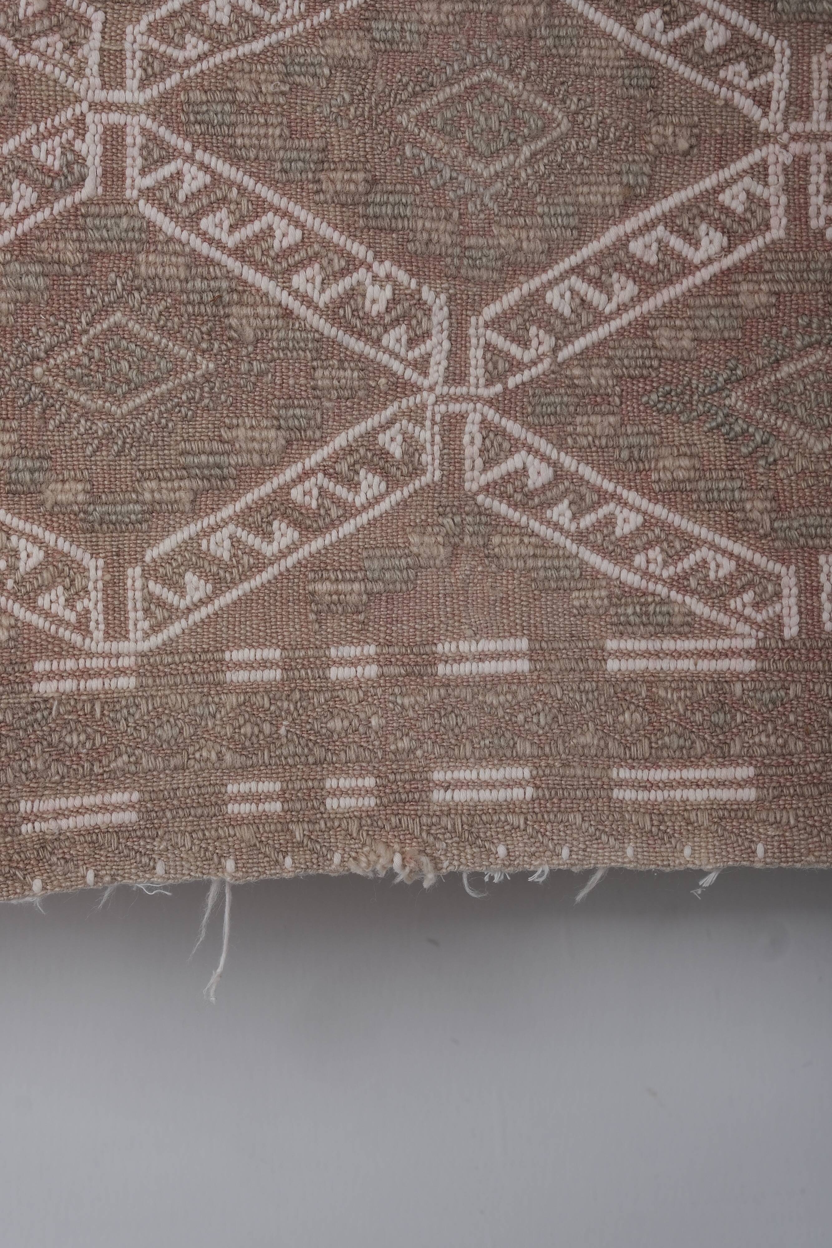 Vintage Turkish Oushak Rug Handwoven 167x238 cm