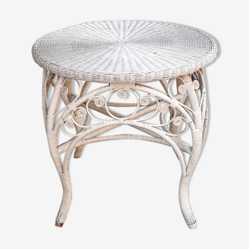 Peacock rattan table