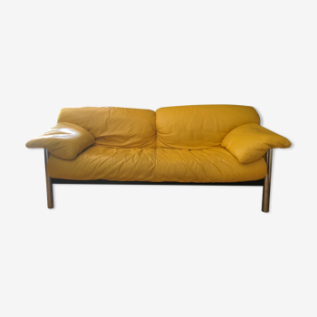 Pausa sofa by Pierluigi Cerri for Poltrona Frau