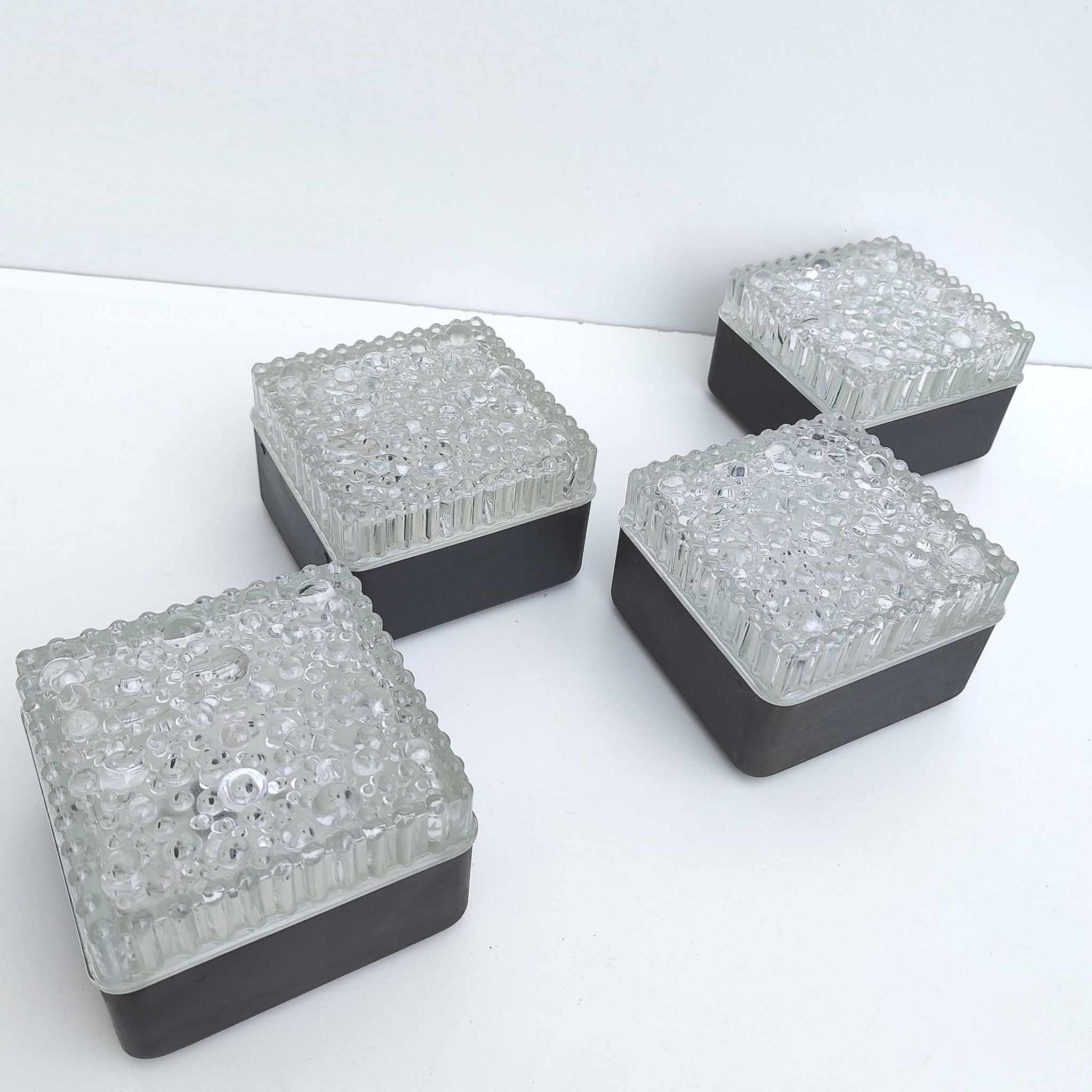 Set 4 wall lamps square ceiling lamps molded glass bubbles and black metal