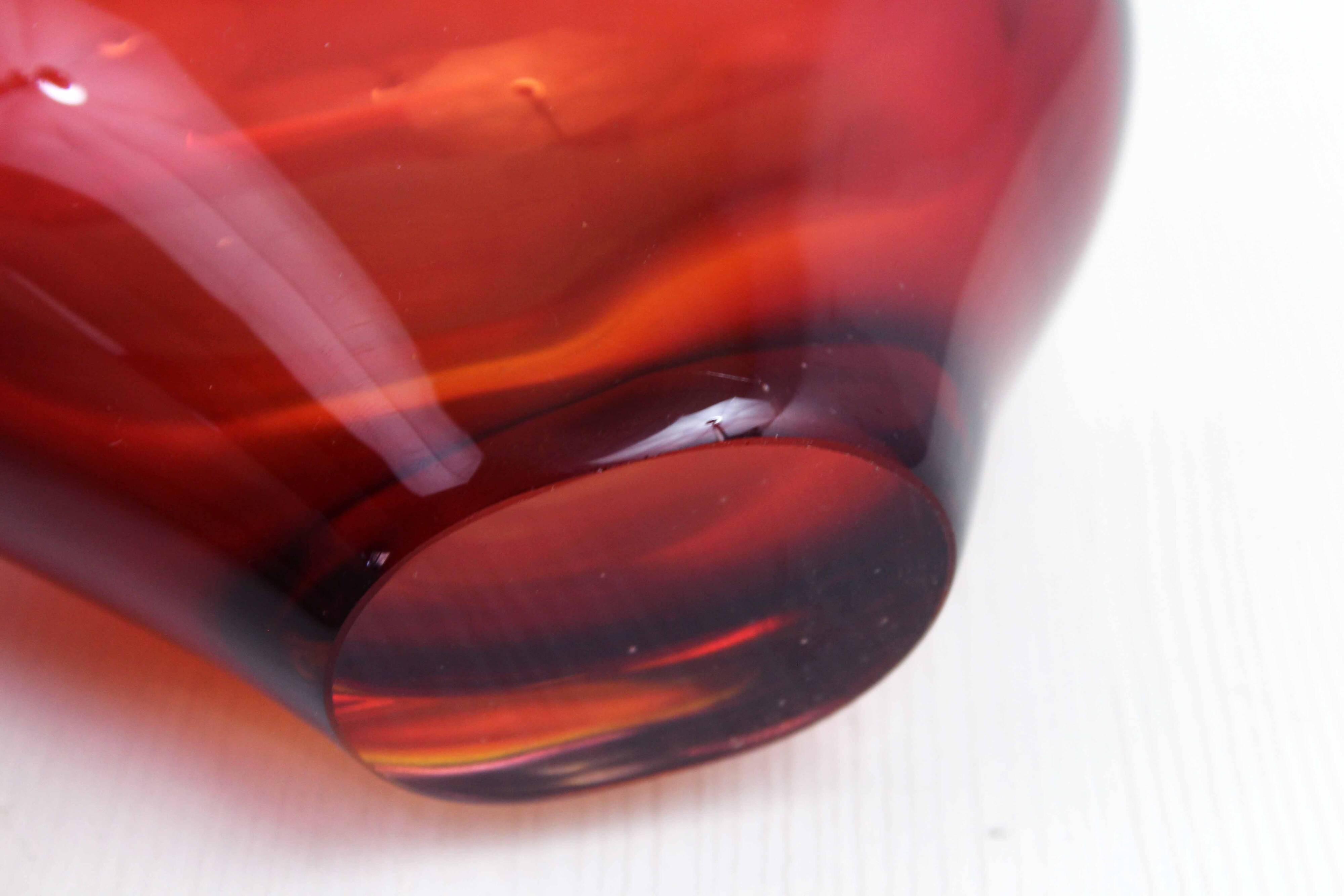 Murano glass heart vase