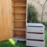 Asymmetrical wardrobe