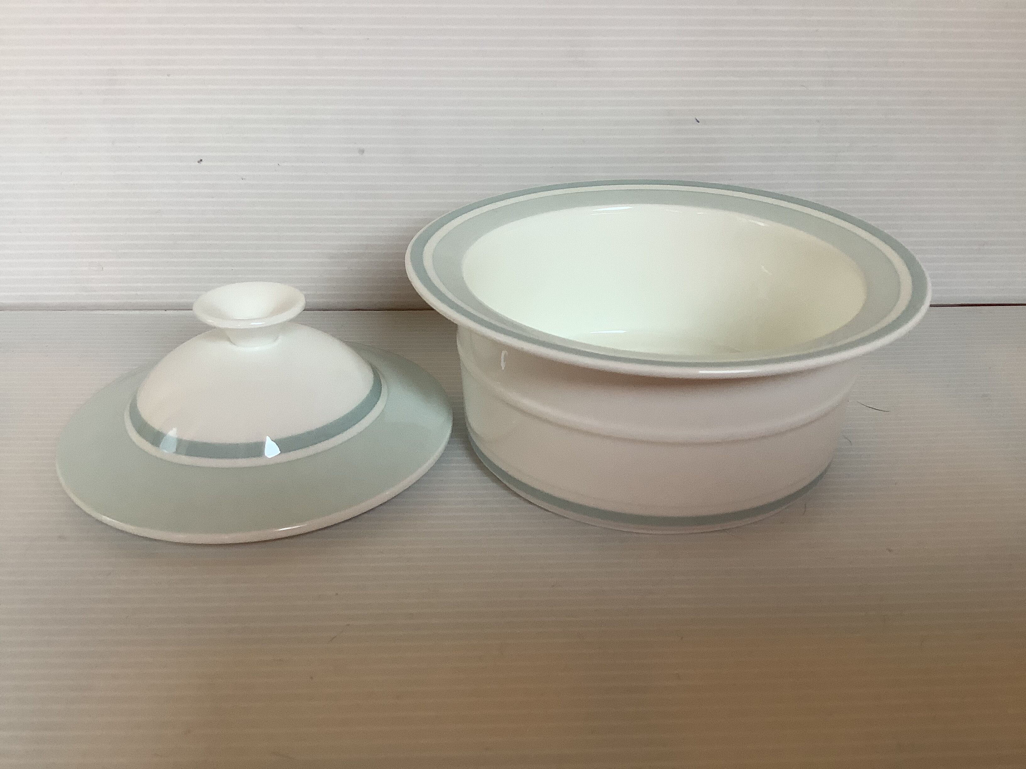 Round sugar bowl Villeroy & Boch