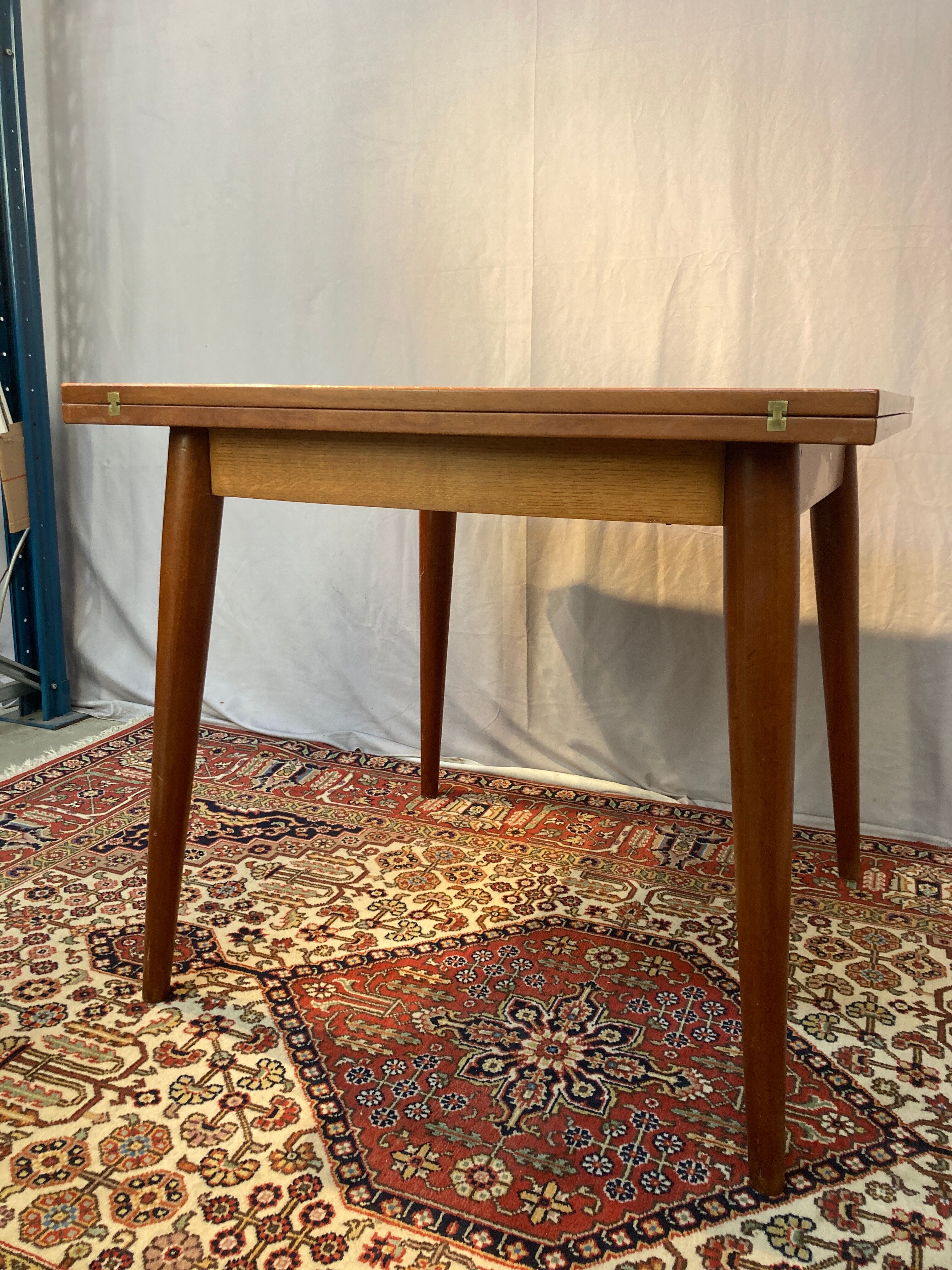 Folding vintage table