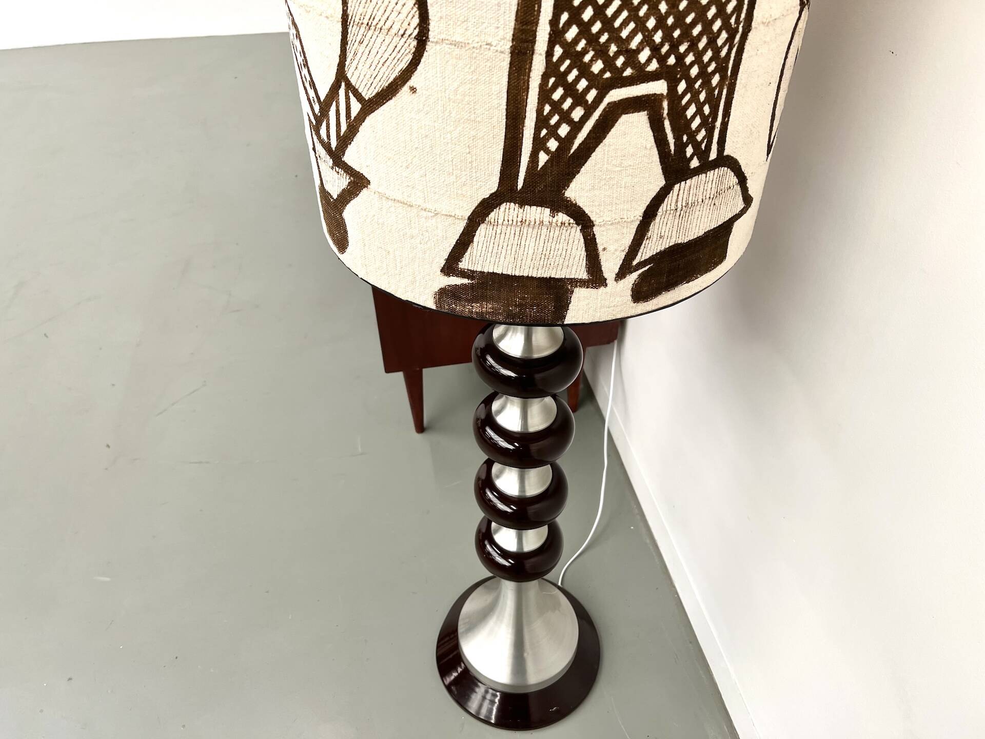 Modernist aluminum floor lamp