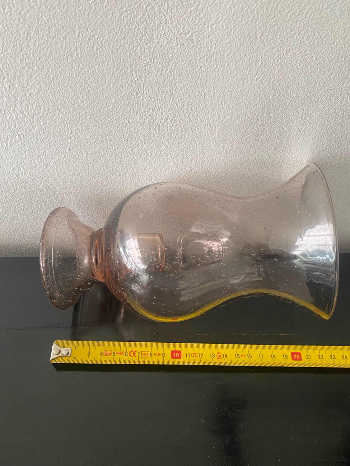 Blown bubble glass tea light holder