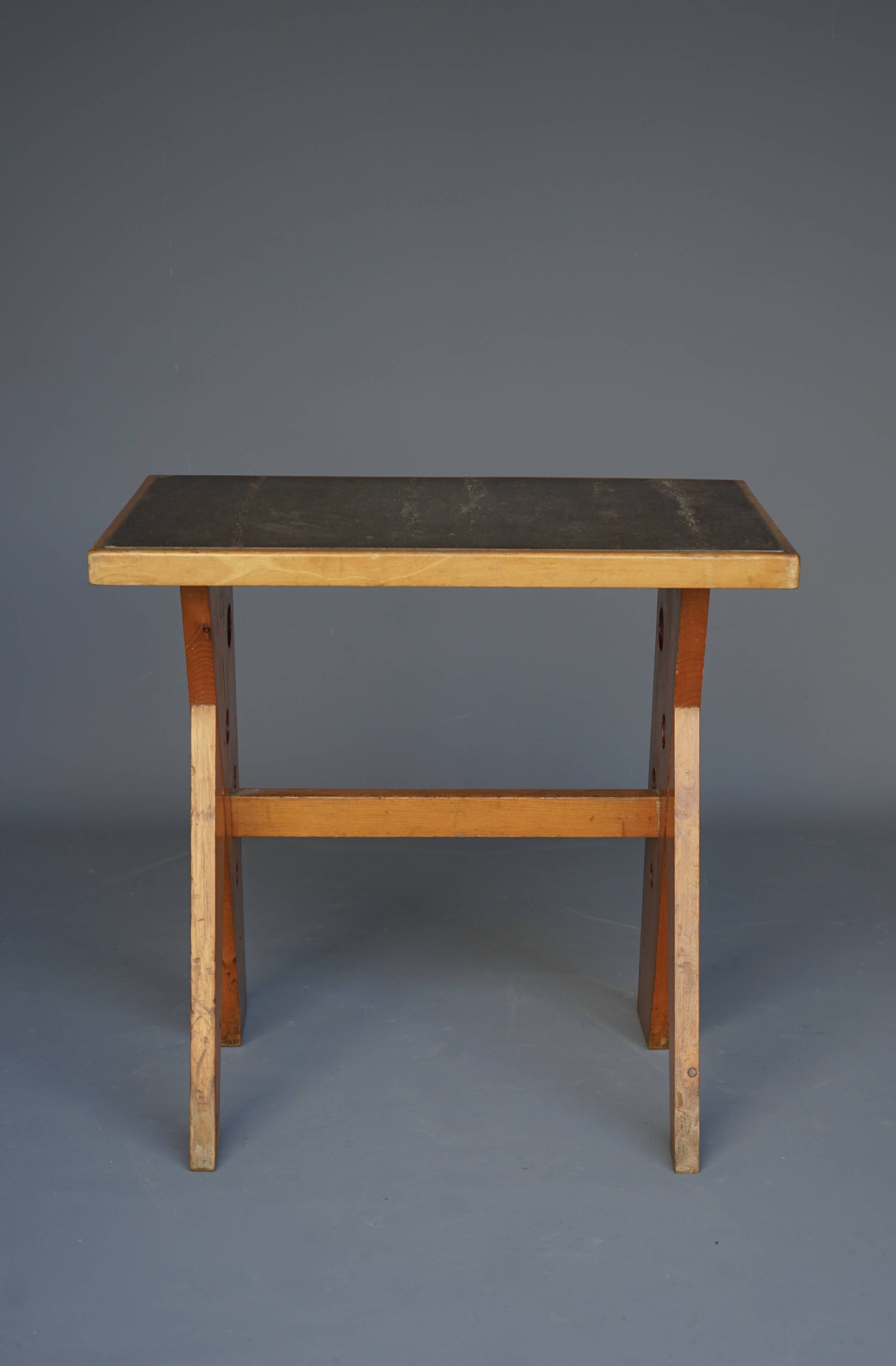 Petit bureau français vintage, années 1950