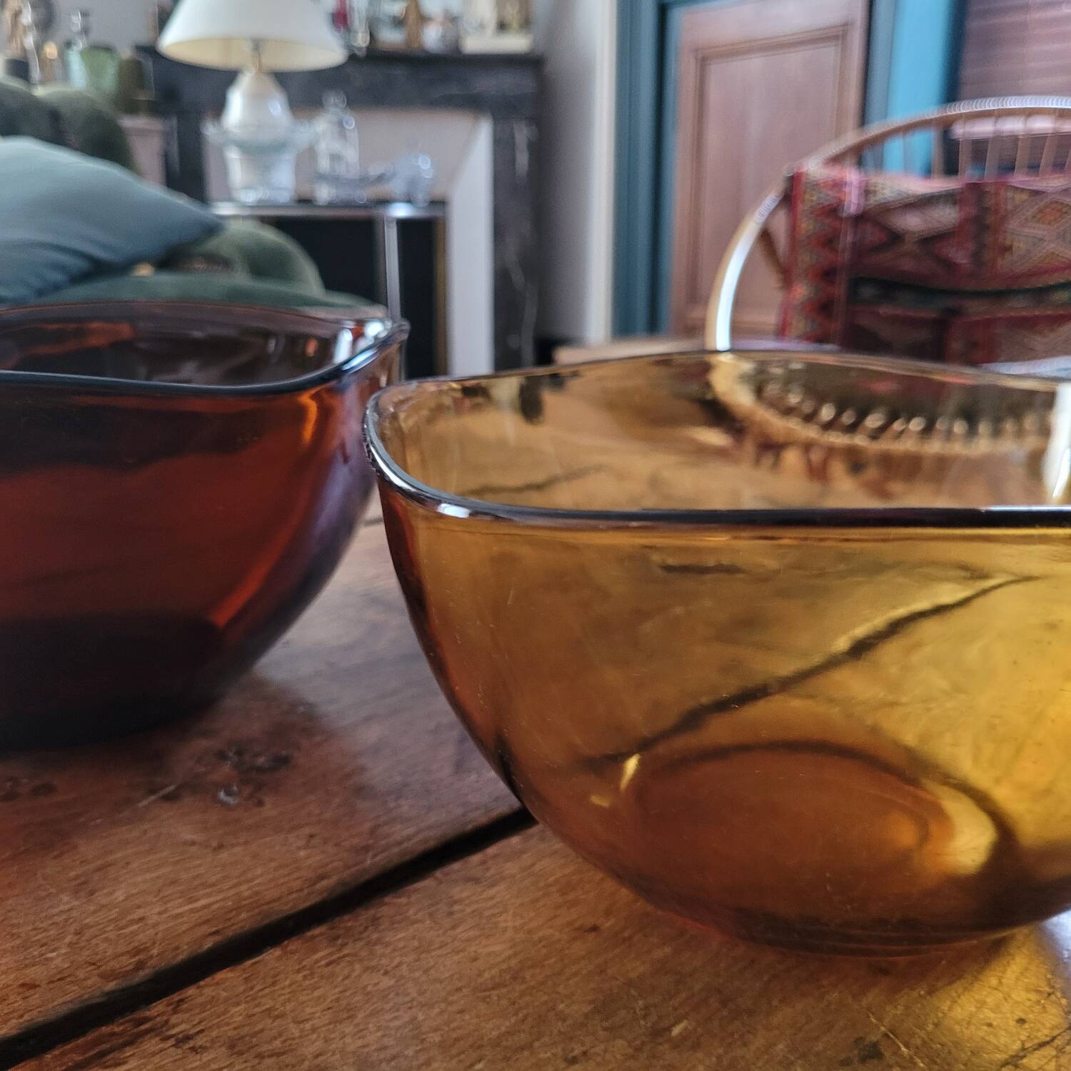 Pair of vintage amber and honey glass salad bowls – 1970s-80s