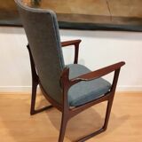 Desk chair
