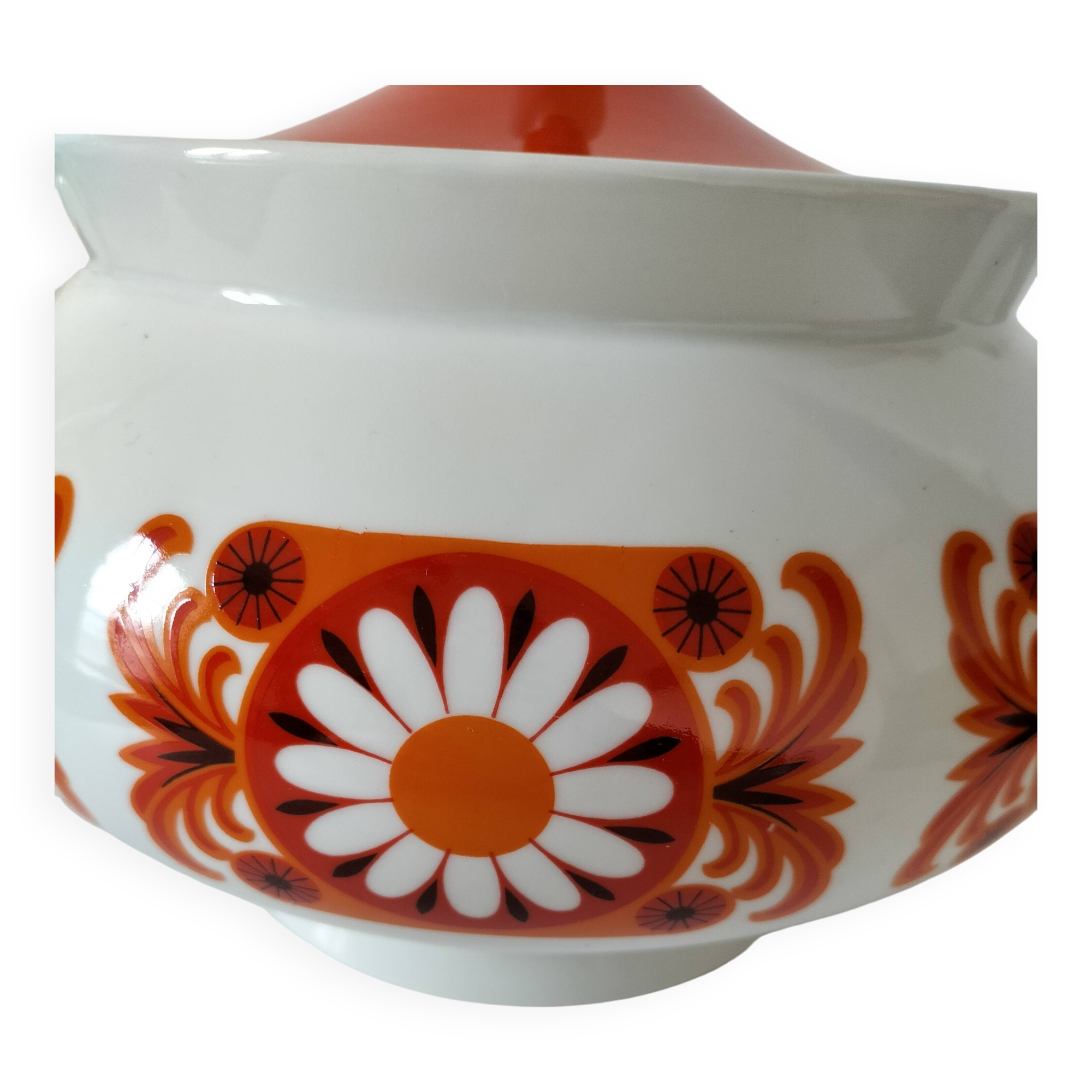 Bavarian porcelain soup tureen Schuman Arzberg