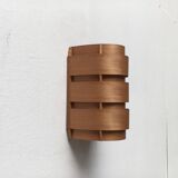 Edda V155 wall lamp in teak from the mid-century by Hans-Agne Jakobsson for Ellysett AB, 1950s.