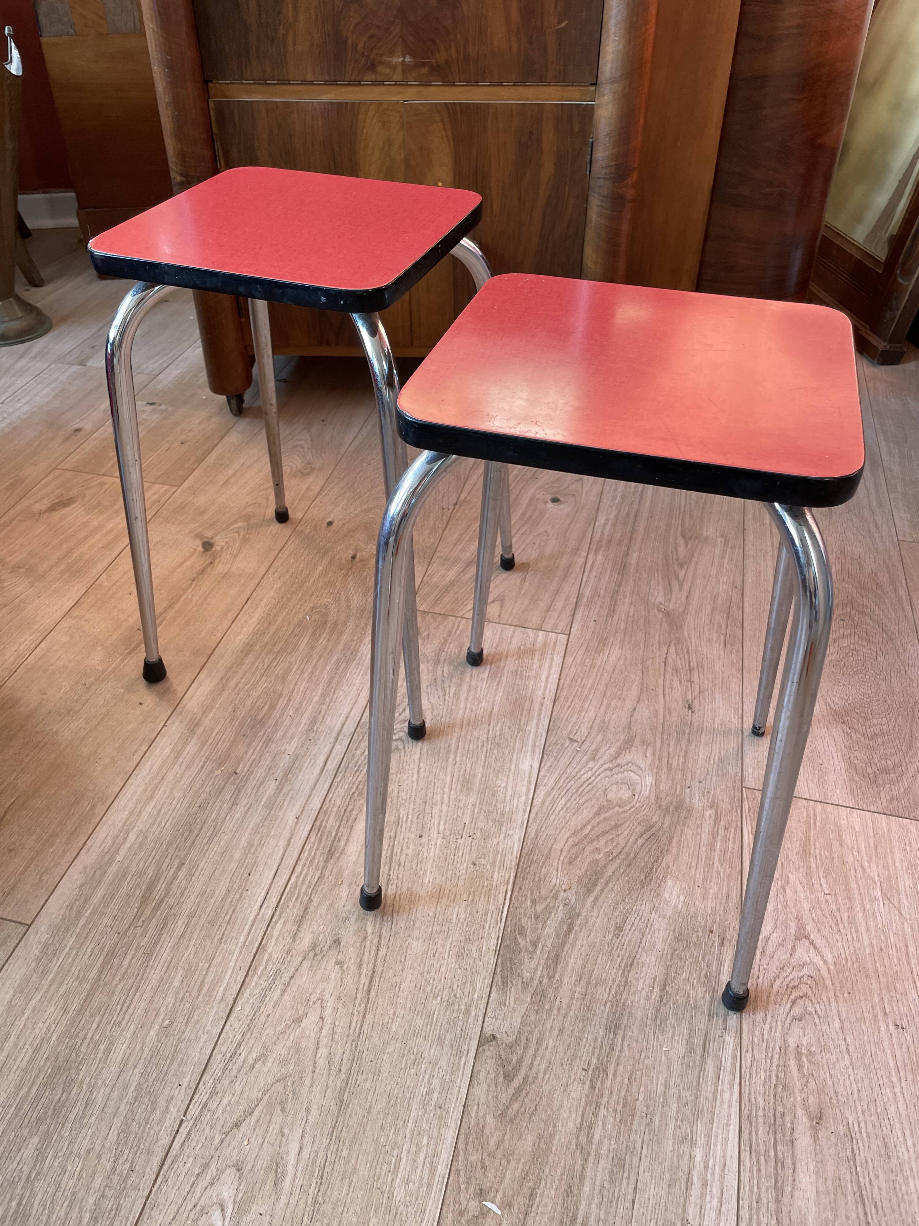 Duo stools formica
