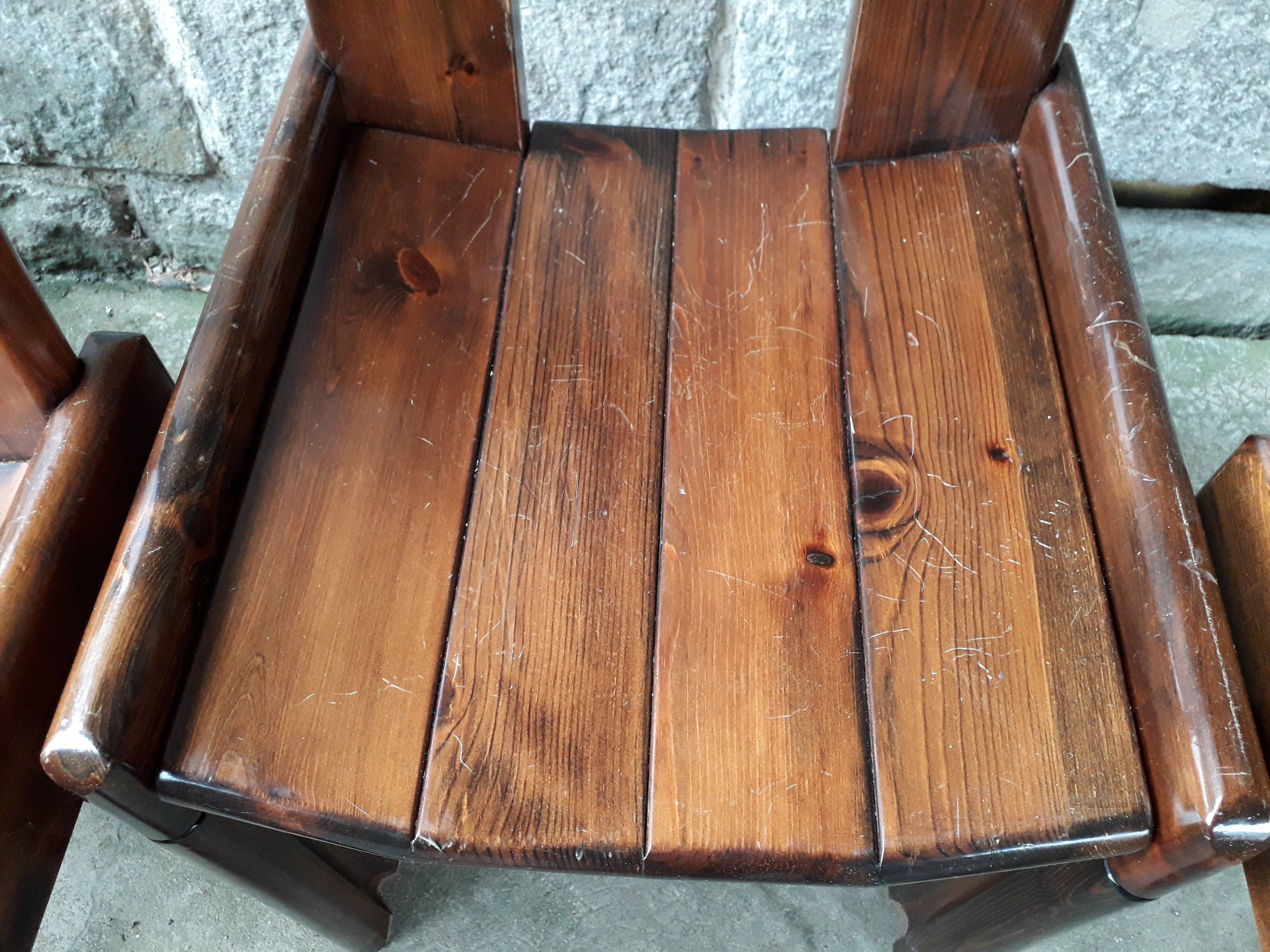 Set of 6 varnished pine chairs