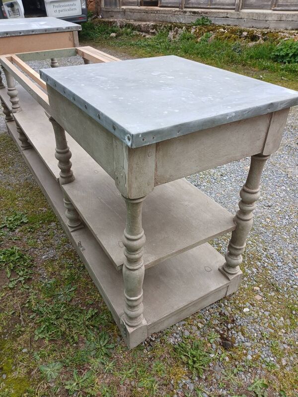 Grand meuble style drapier en bois et zinc