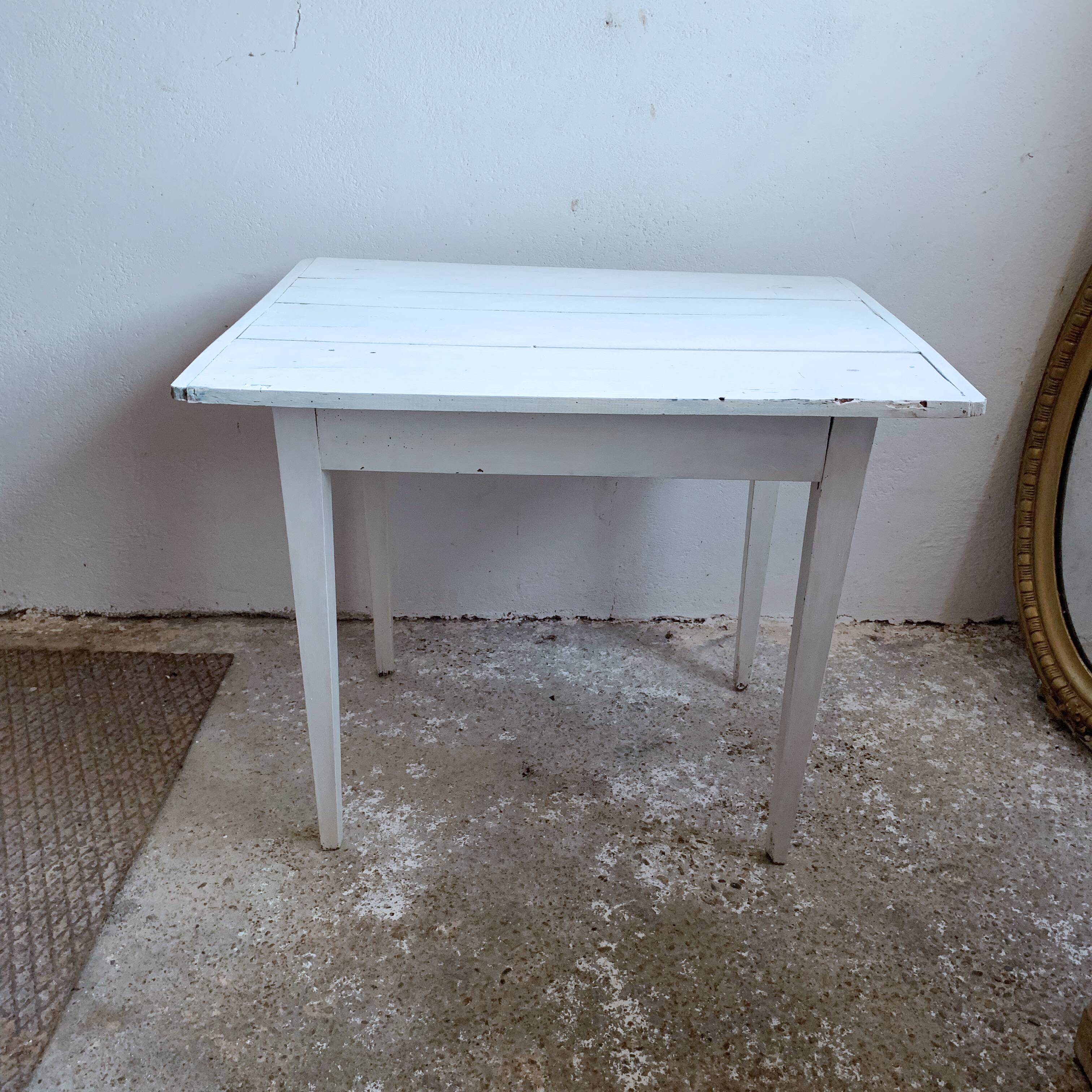 Desk table in its original white