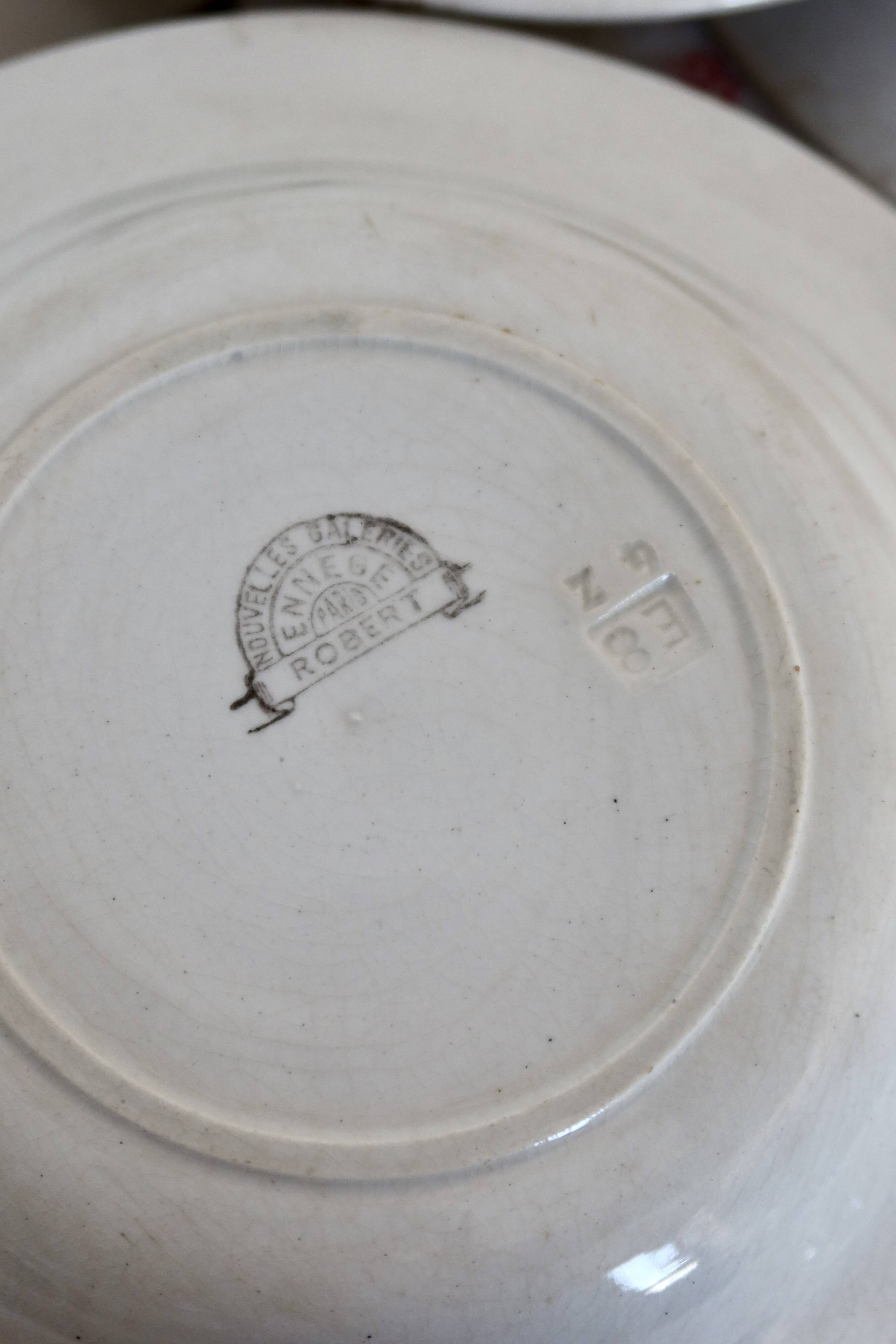 6 deep iron earth plates Nouvelles Galeries Ennegé Paris Robert model 1930s