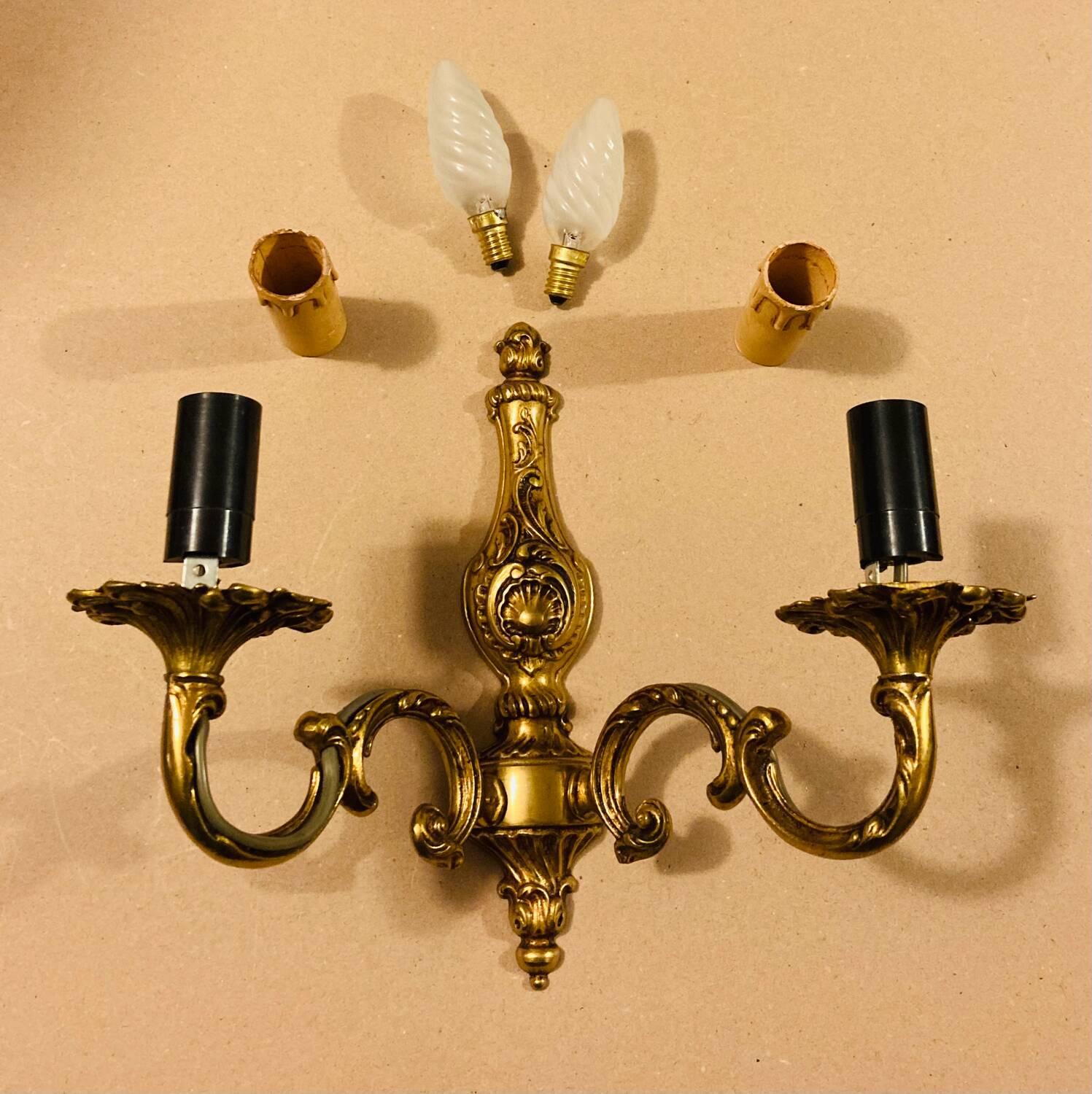 Applique double Style Louis XV en bronze doré époque XXe.