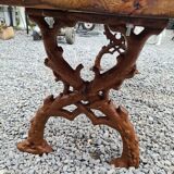 Garden bench in cast iron and wood