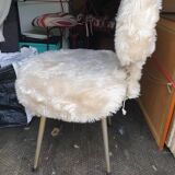 Chaise moumoute seventies blanc