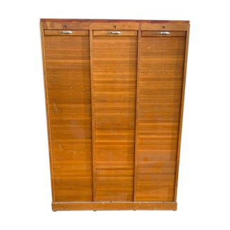 Cabinet with binder with rolls 3 columns
