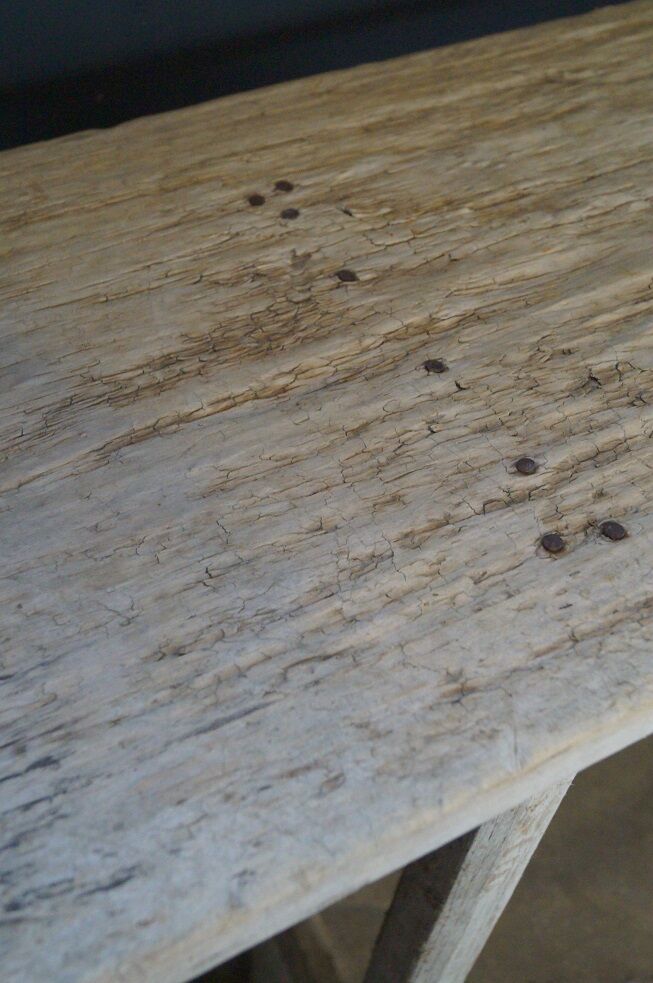 Primitive console 1900