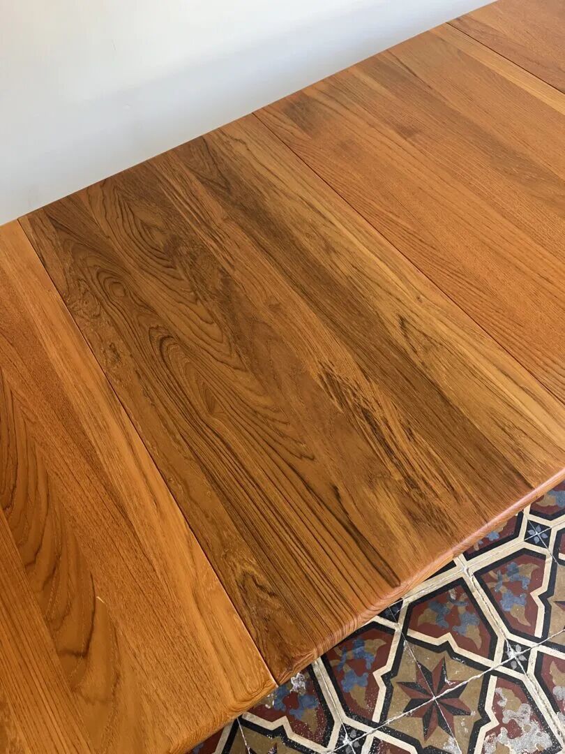 Danish dining table – Dyrlund