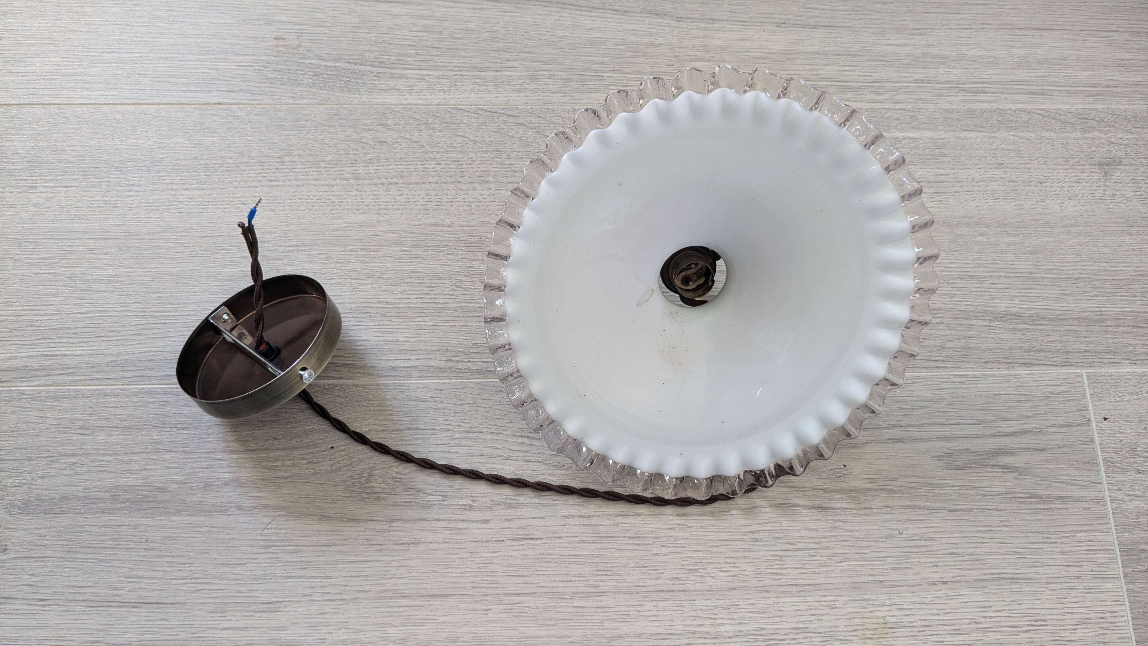 Vintage pendant light in white opaline with lace