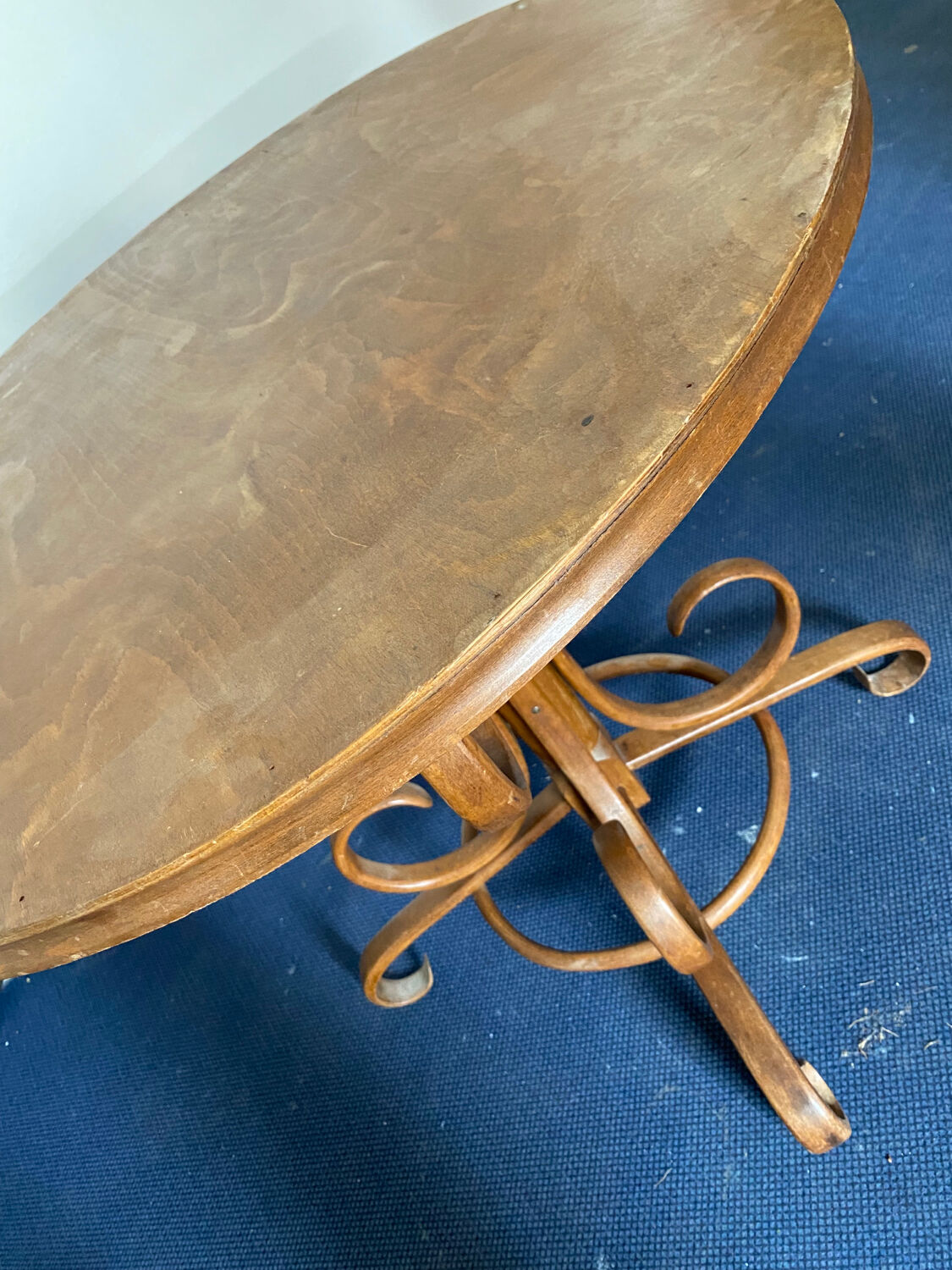 Vintage table and 4 chairs set