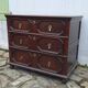 Commode en bois style Jacobéen