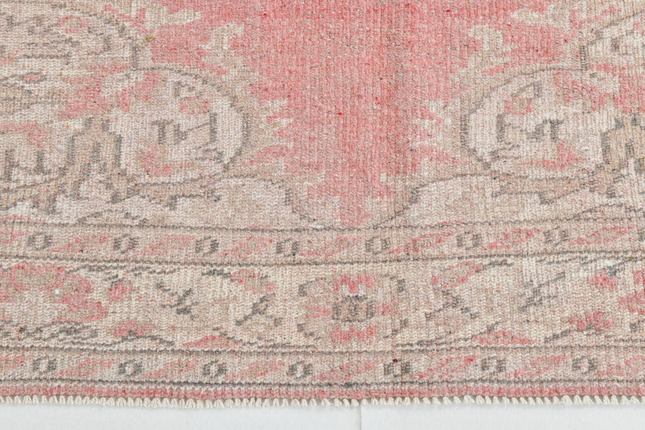 Soft Red & Beige Entryway Handmade Vintage Rug, 170x261 Cm