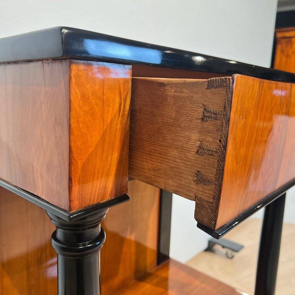 Biedermeier Console Table in Cherry Veneer, 1820