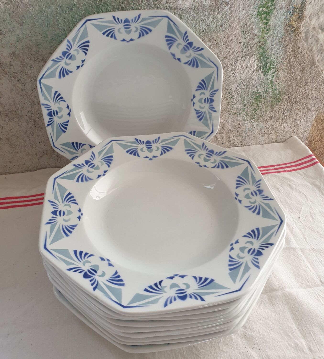 Set of 10 Pexonne octagonal plates