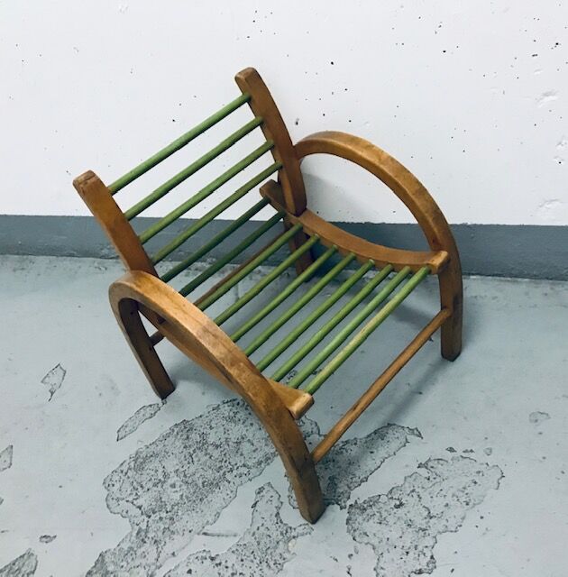 Child chair