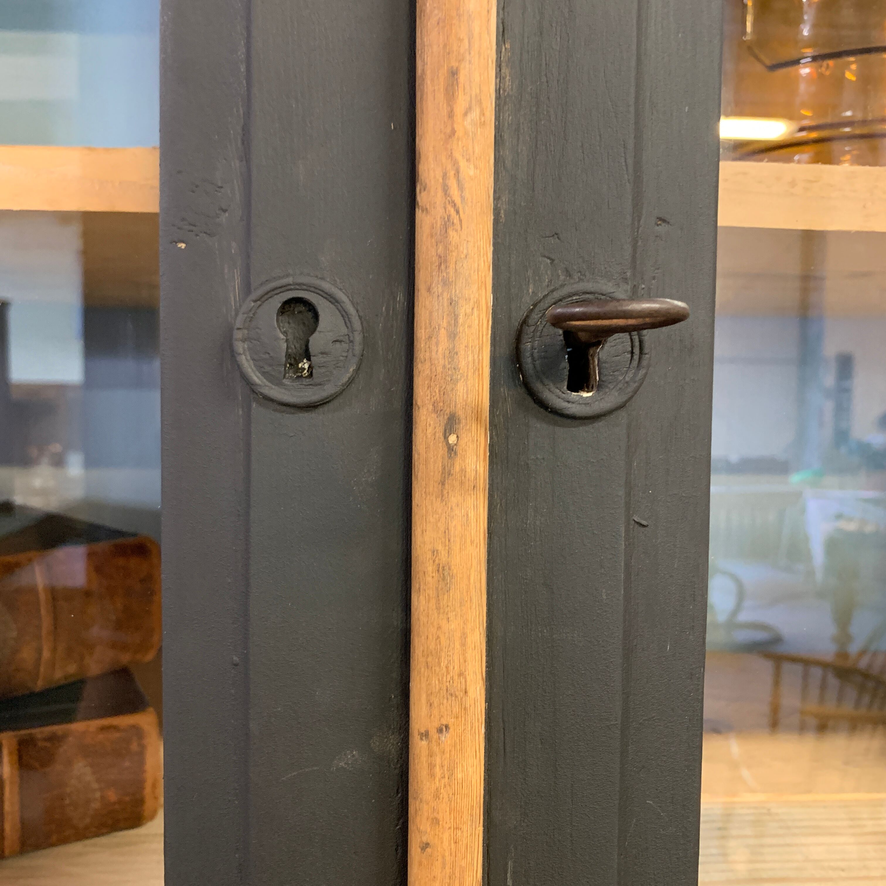 Vitrine vaisselier fin XIXe