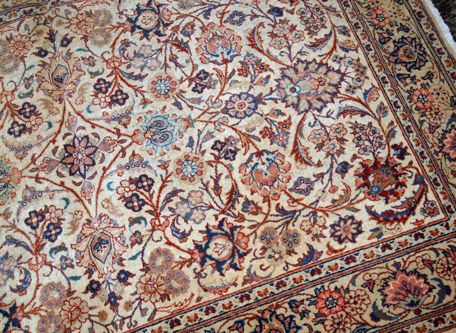 Former carpet Persian Kashaan done hand 125cm x 192cm 1910 s