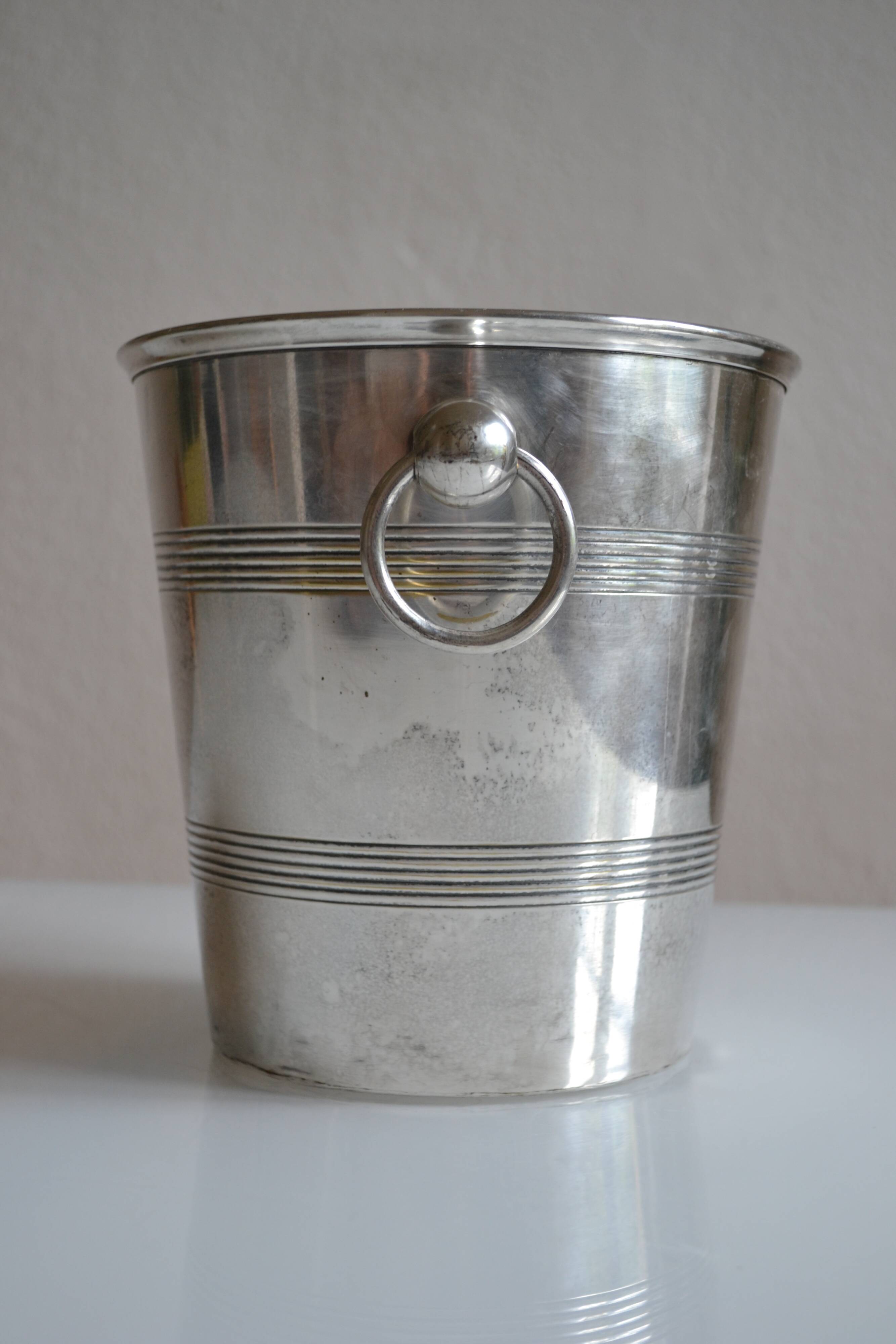 Vintage ice or champagne bucket in silver metal