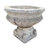 Medici vase in reconstituted stone