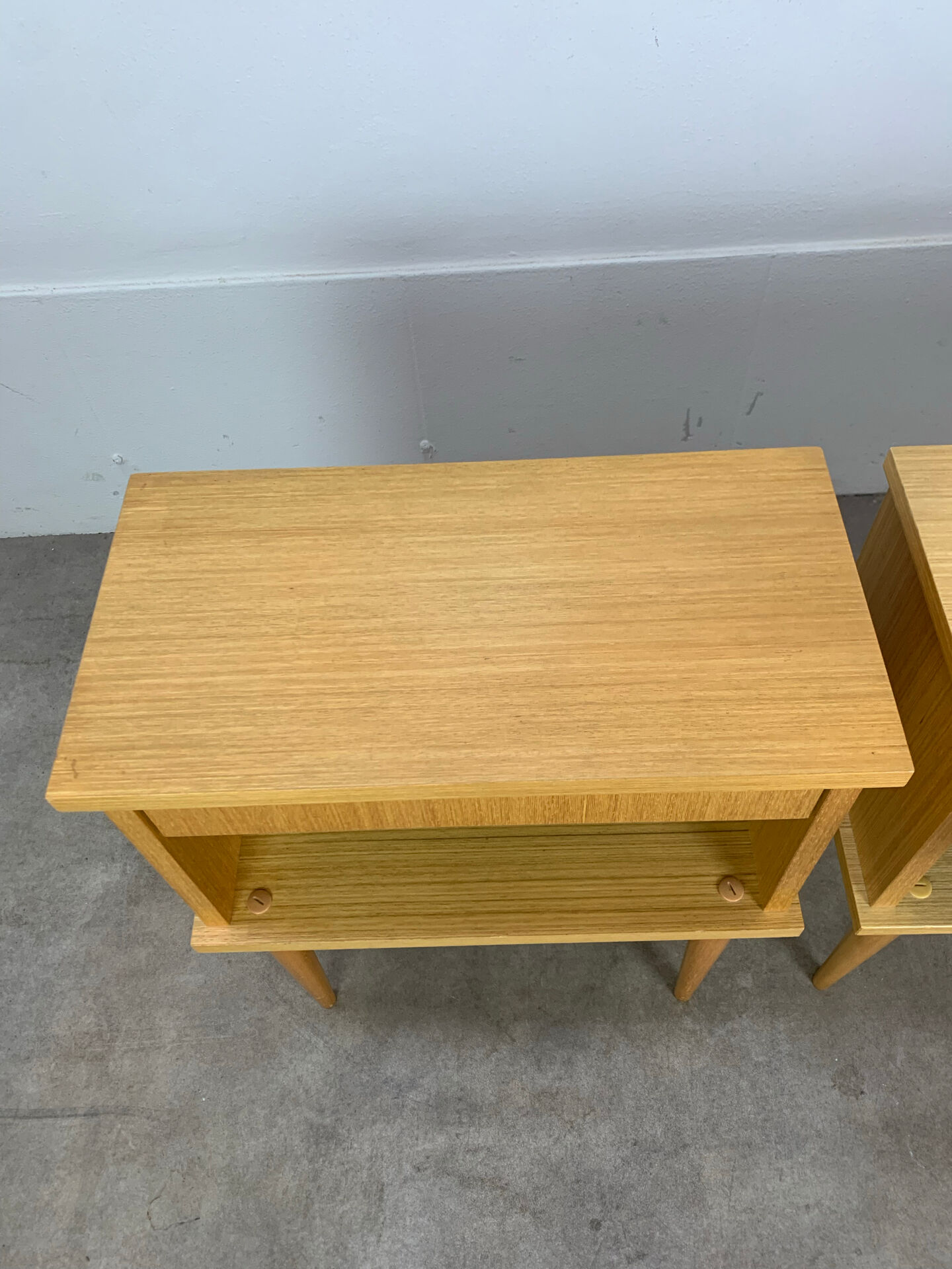 Paire de tables de chevet vintage années 60, bois blond