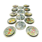 Service 10 assiettes et 14 sous-assiettes St Clement