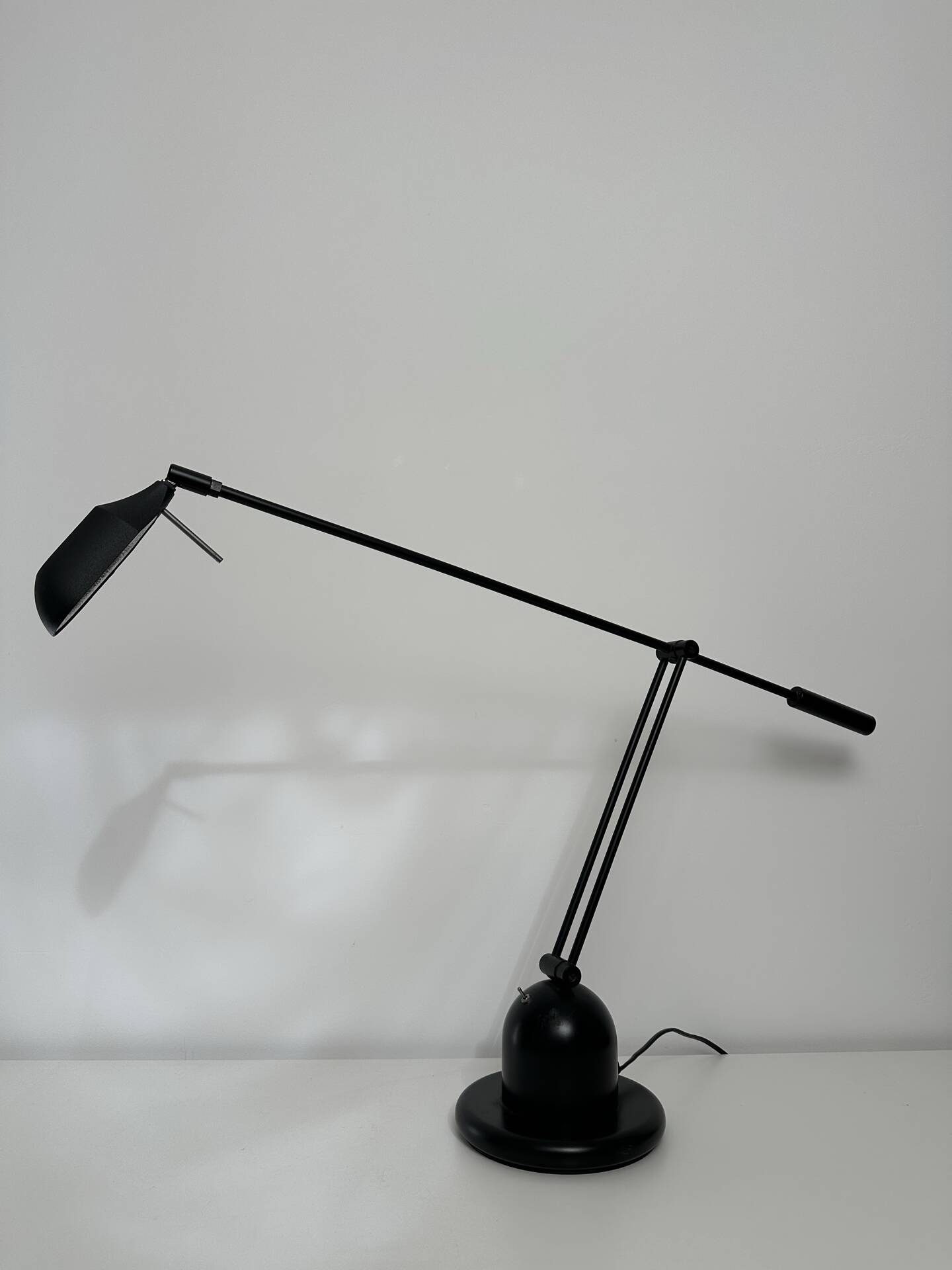 Large counterweight lamp Italian design - vintage