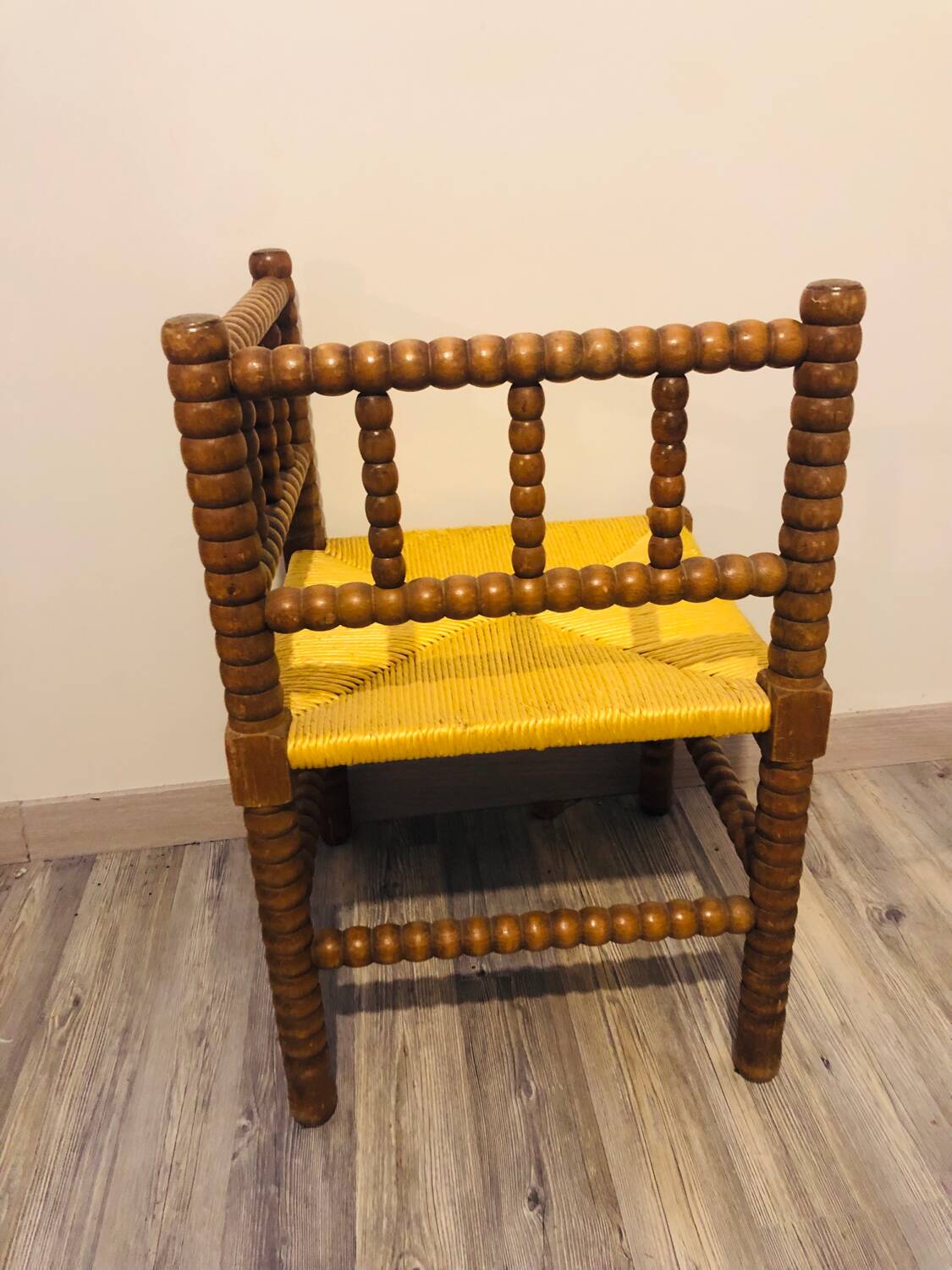 Vintage Art Deco corner chair in bobbin oak and straw, 1930s